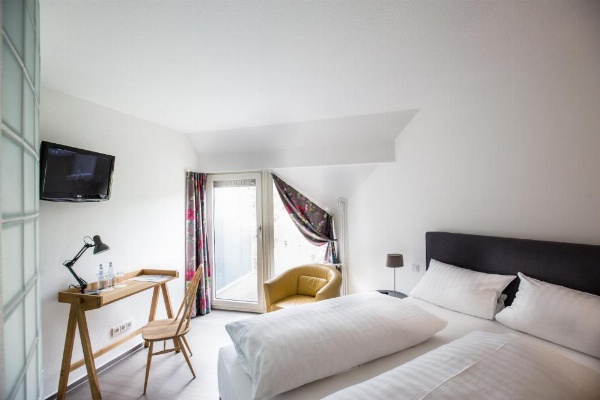 Wald & Golfhotel Lottental image 10
